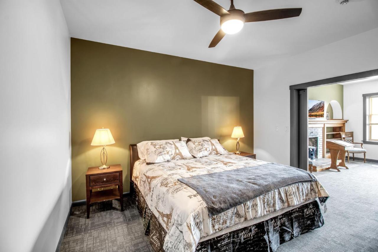 Webber Hotel Lyndonville 外观 照片