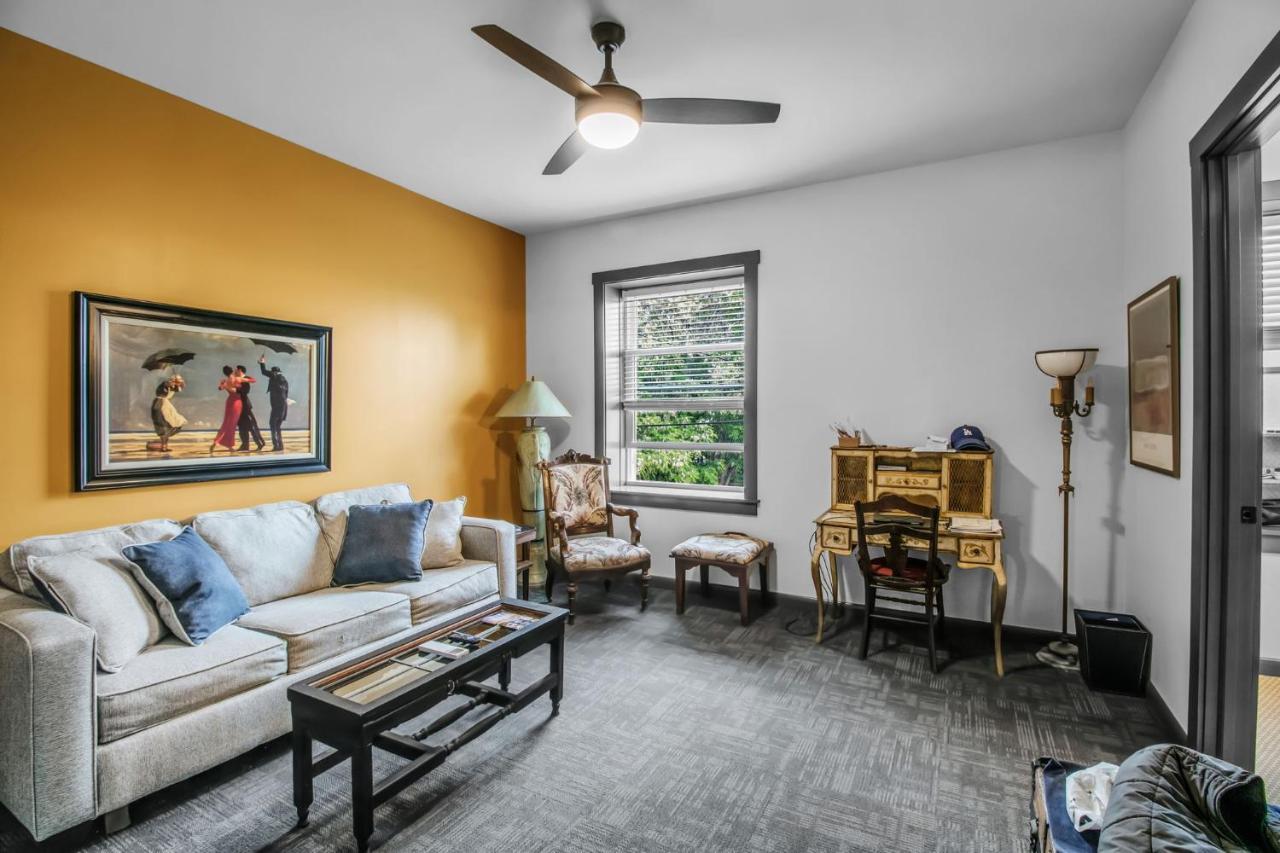 Webber Hotel Lyndonville 外观 照片